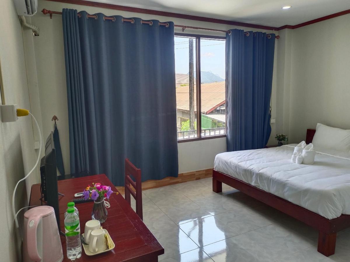 Dokchampa Hotel Vang Vieng Exterior foto