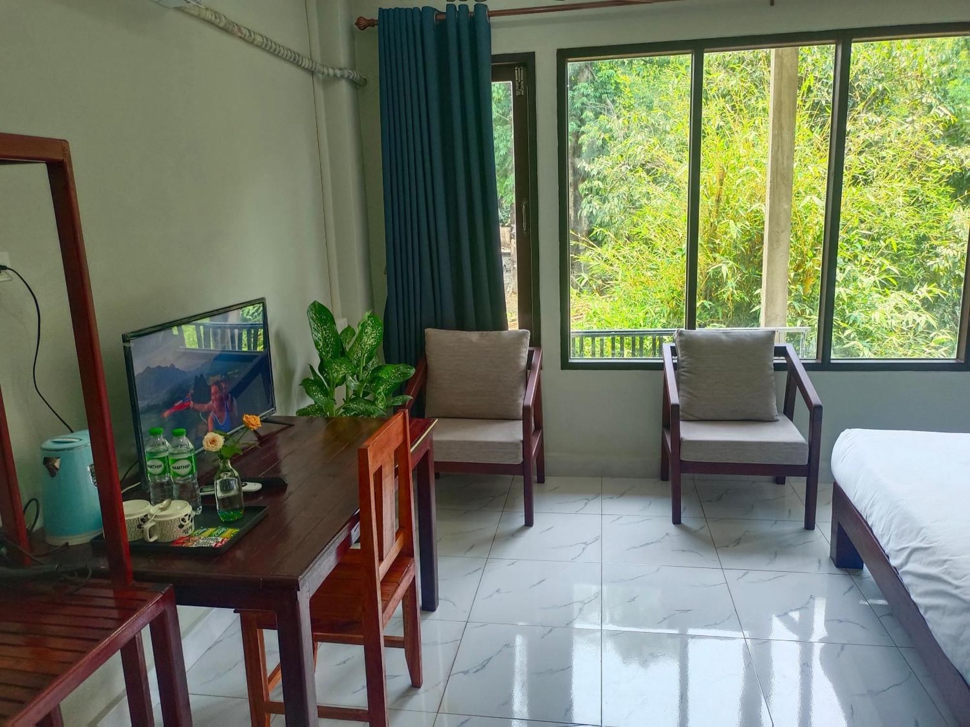 Dokchampa Hotel Vang Vieng Exterior foto